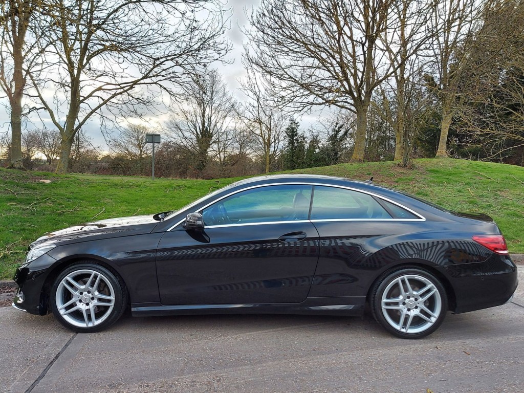 MERCEDES-BENZ E CLASS