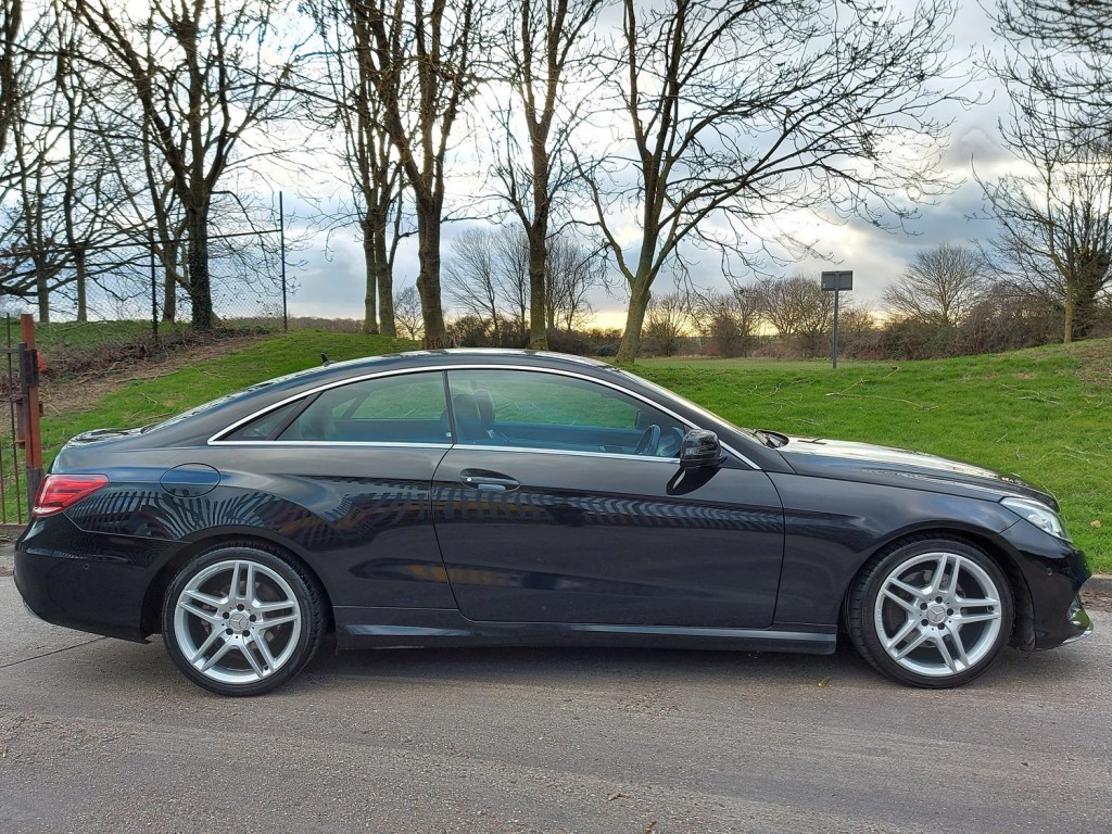 MERCEDES-BENZ E CLASS