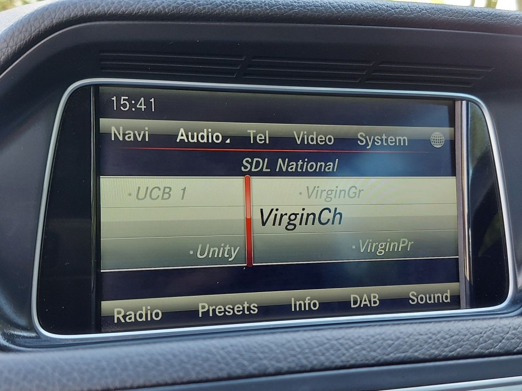 MERCEDES-BENZ E CLASS