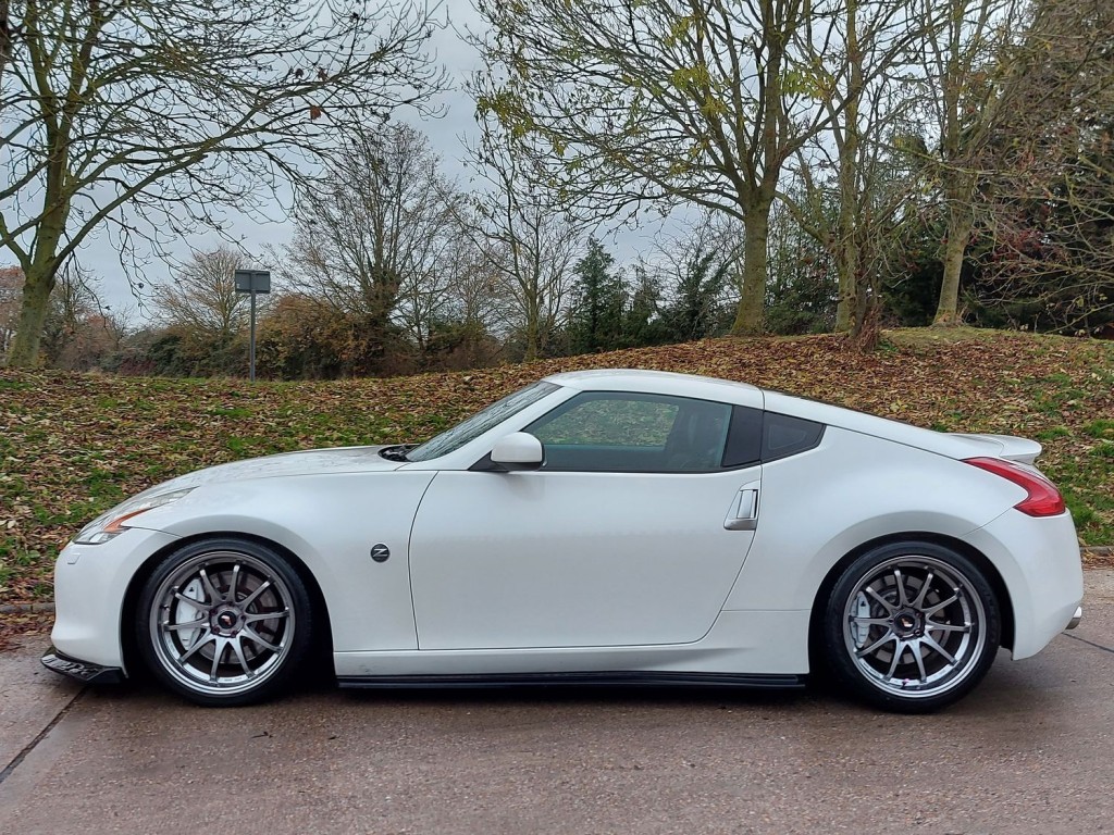 NISSAN 370Z