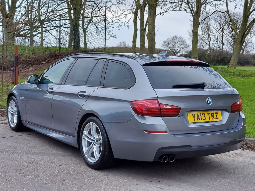 BMW 5 SERIES
