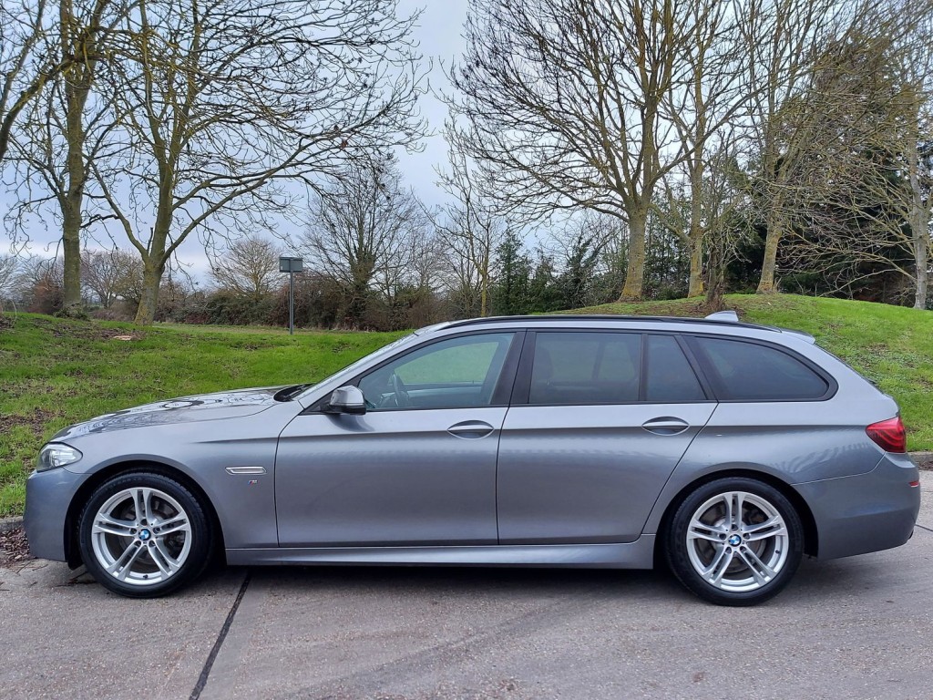 BMW 5 SERIES