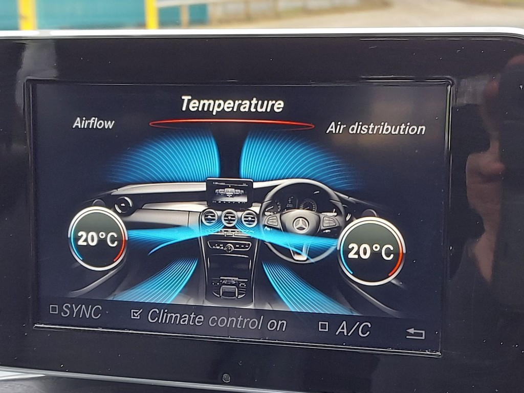 MERCEDES-BENZ C CLASS