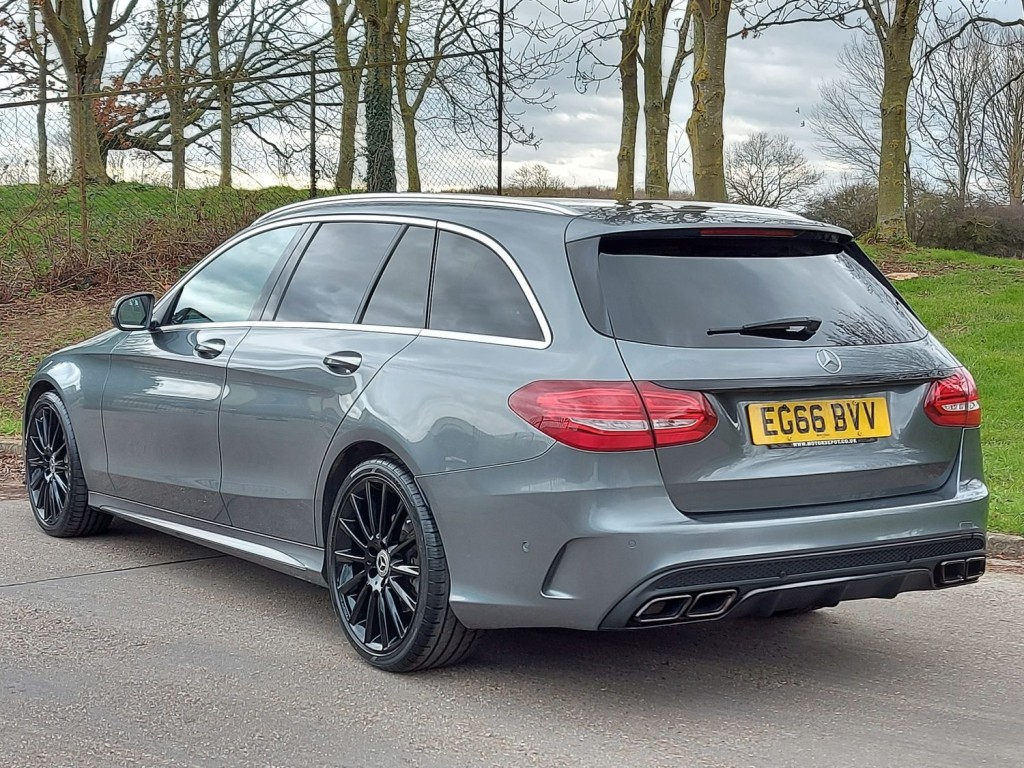 MERCEDES-BENZ C CLASS