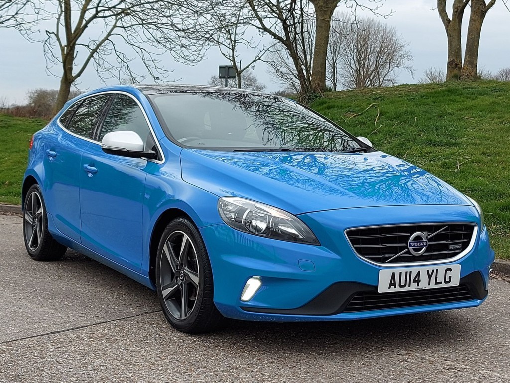 VOLVO V40