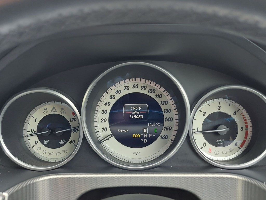 MERCEDES-BENZ E CLASS