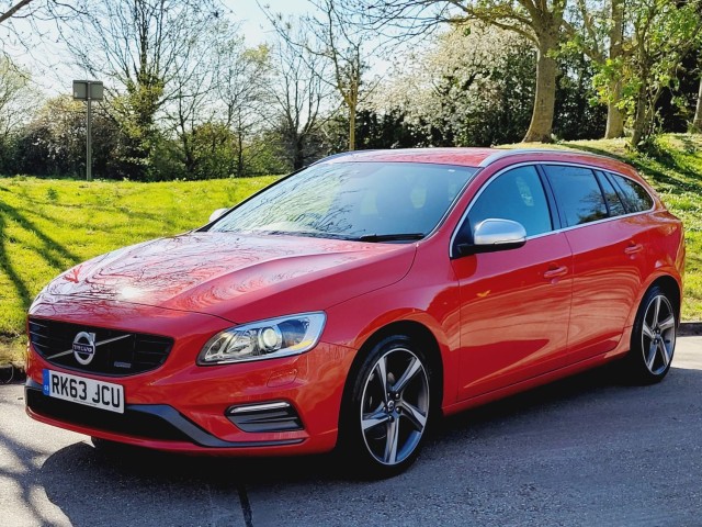 VOLVO V60 D3 R-DESIGN LUX NAV - SORRY NOW SOLD -