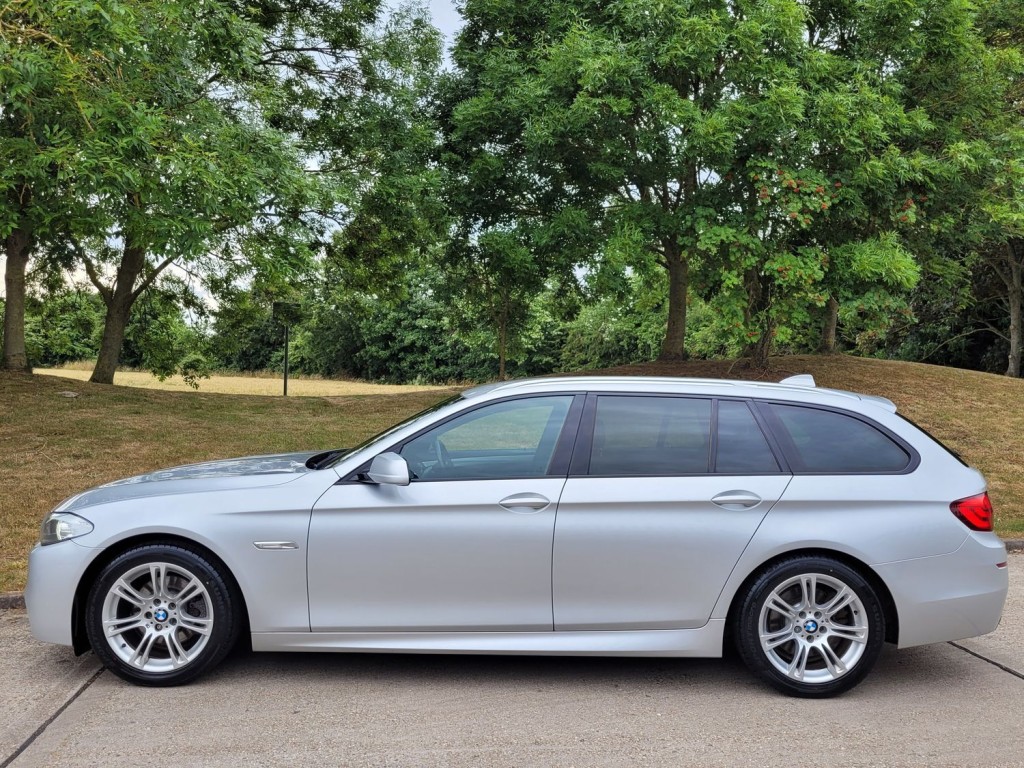 BMW 5 SERIES