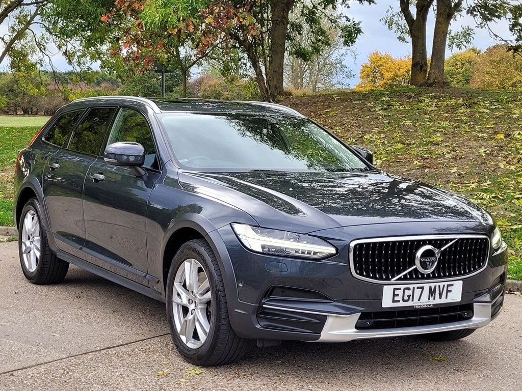 VOLVO V90