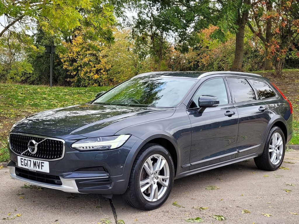 VOLVO V90