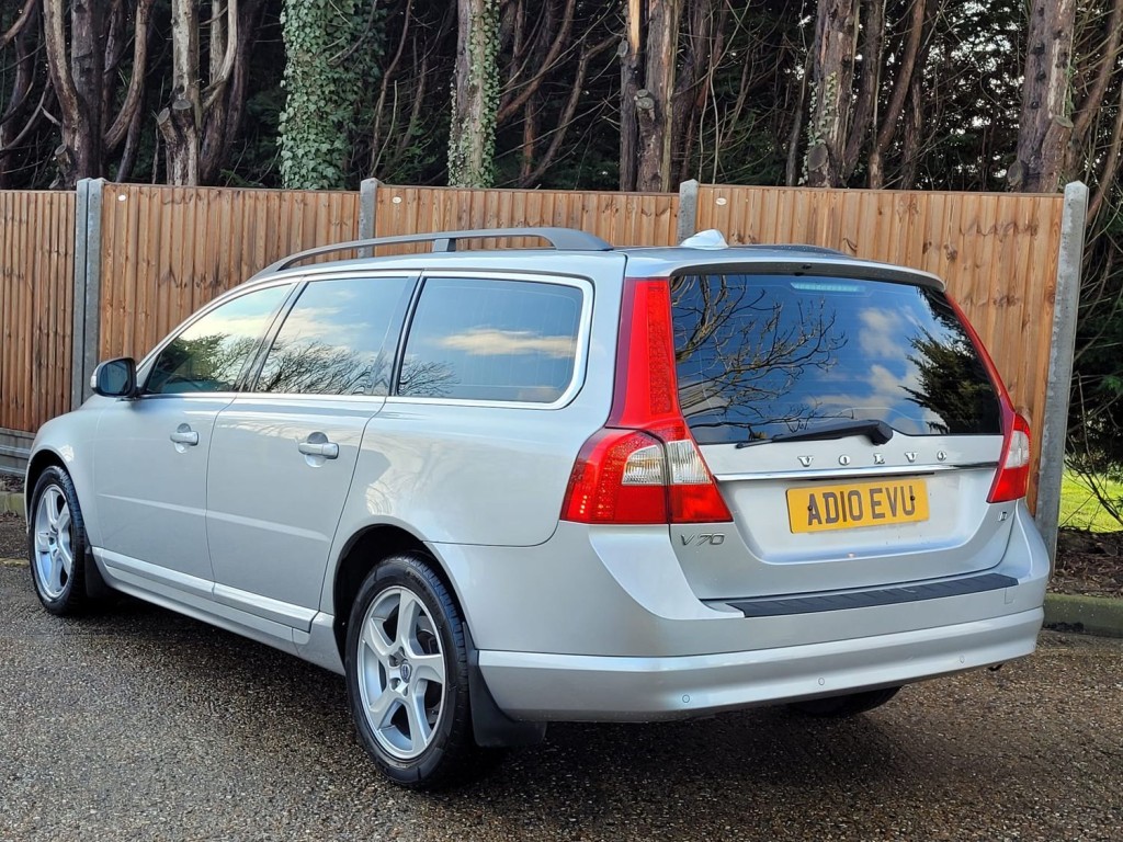 VOLVO V70