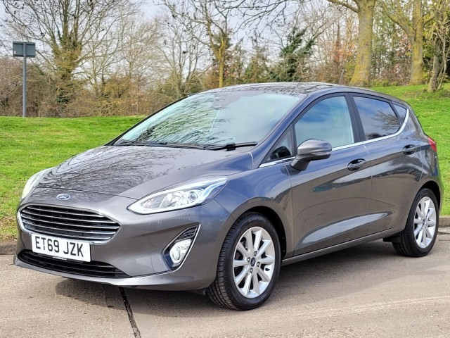 FORD FIESTA TITANIUM