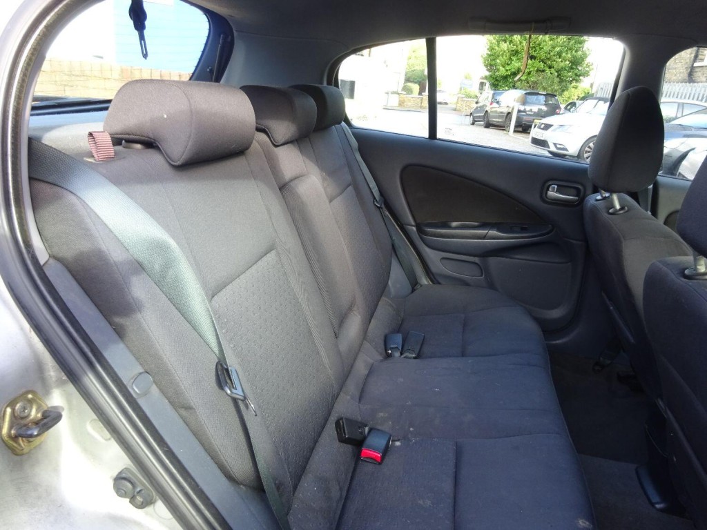 NISSAN ALMERA