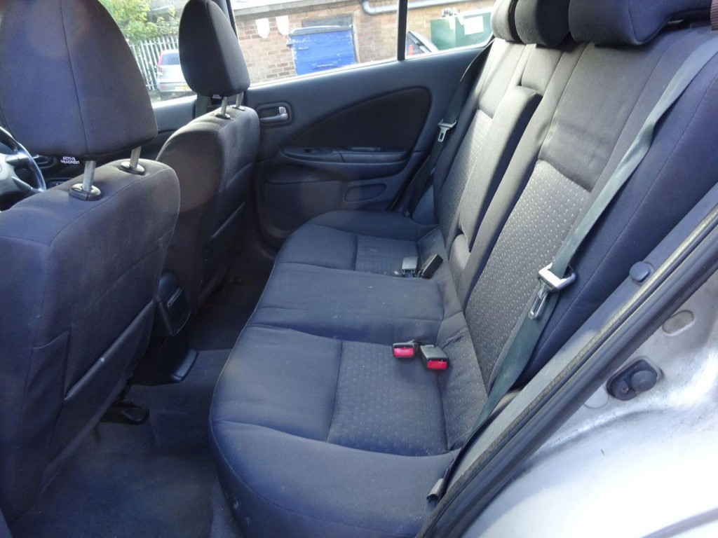 NISSAN ALMERA