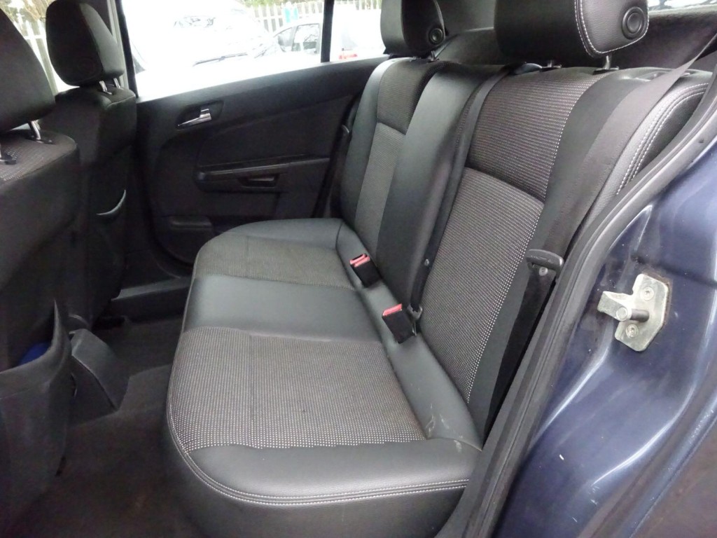 VAUXHALL ASTRA