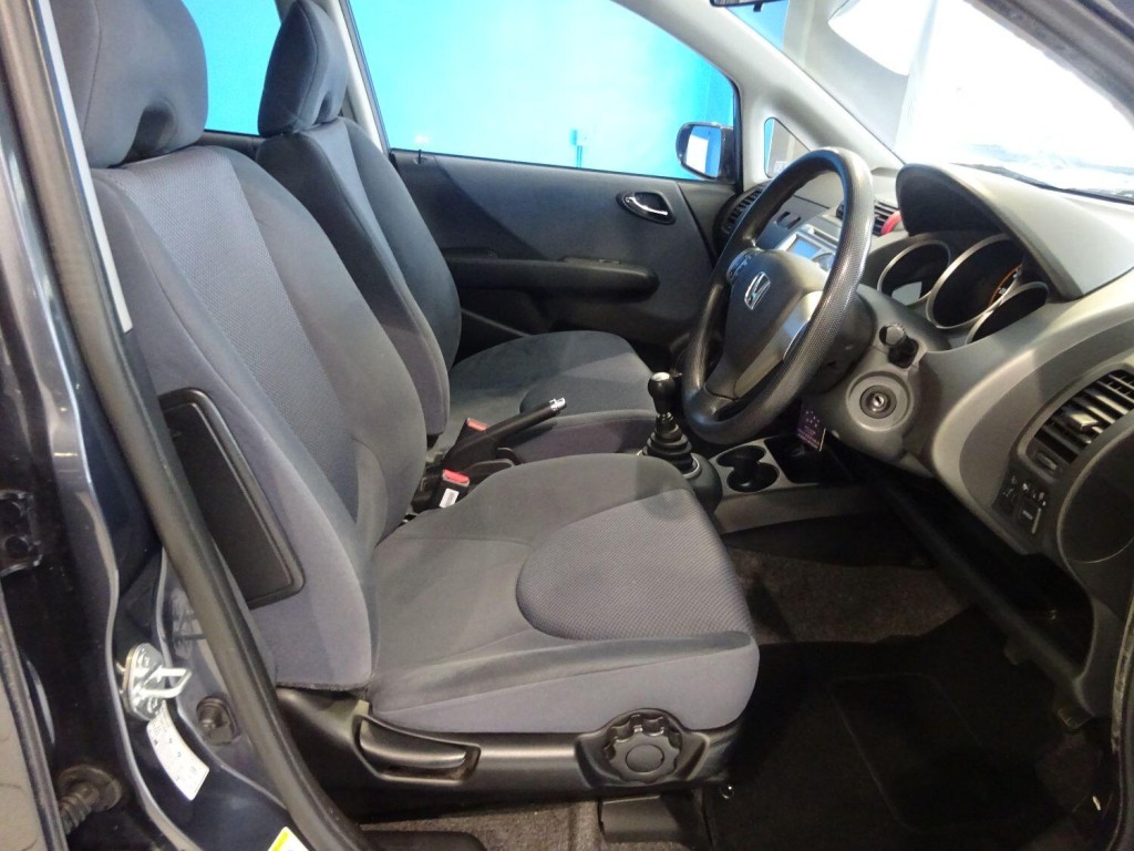 HONDA JAZZ