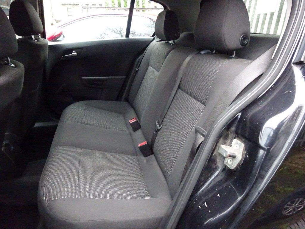 VAUXHALL ASTRA