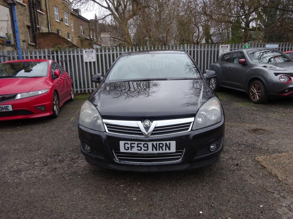 VAUXHALL ASTRA