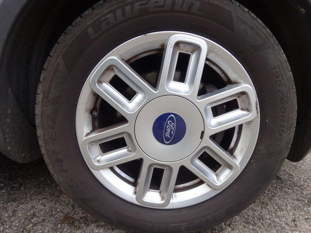 FORD FUSION