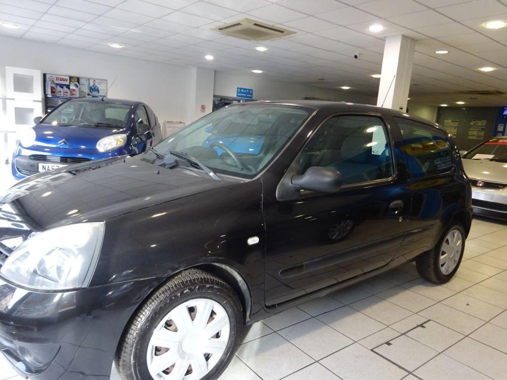 RENAULT CLIO