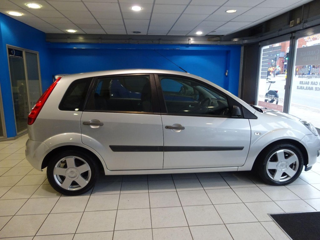 FORD FIESTA