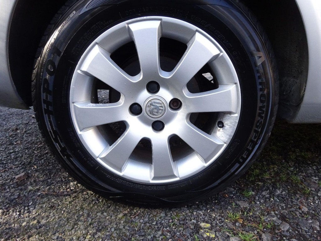 VAUXHALL ASTRA