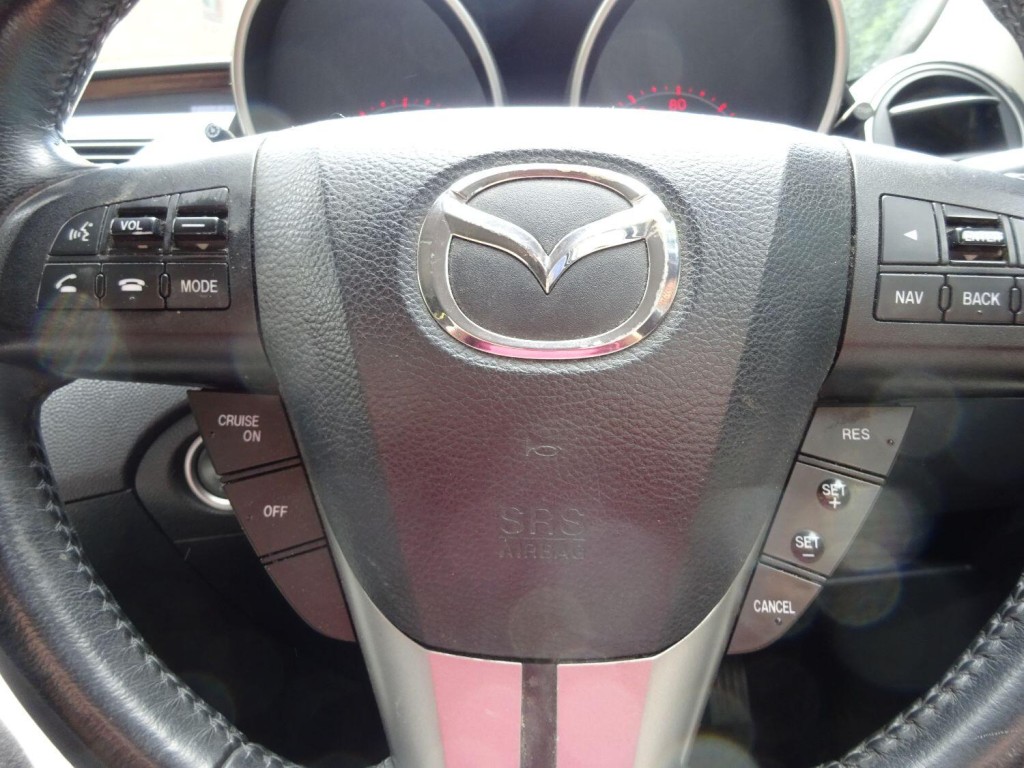 MAZDA MAZDA3