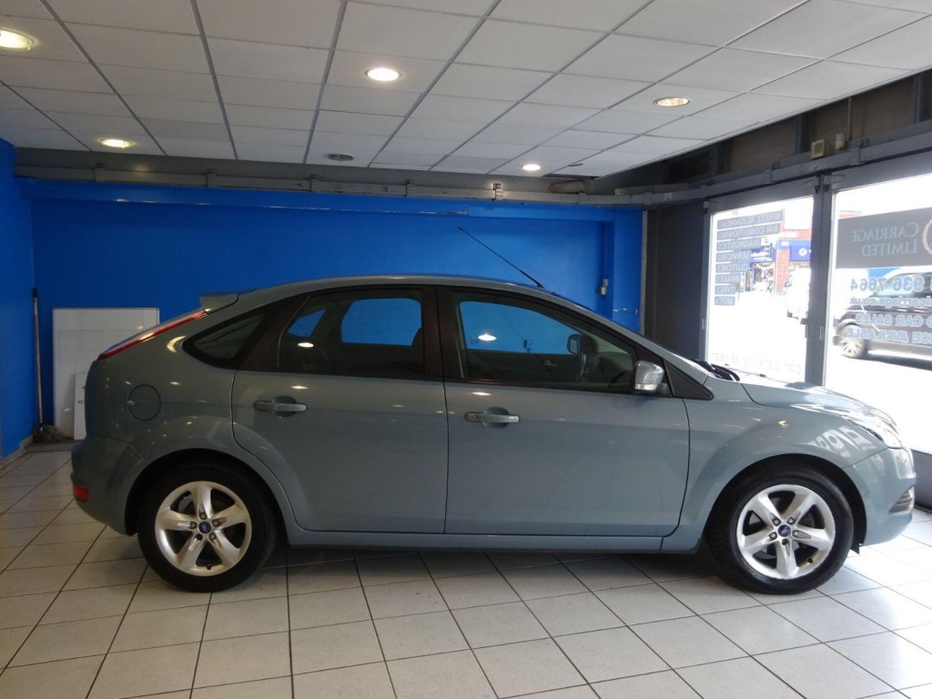 FORD FOCUS