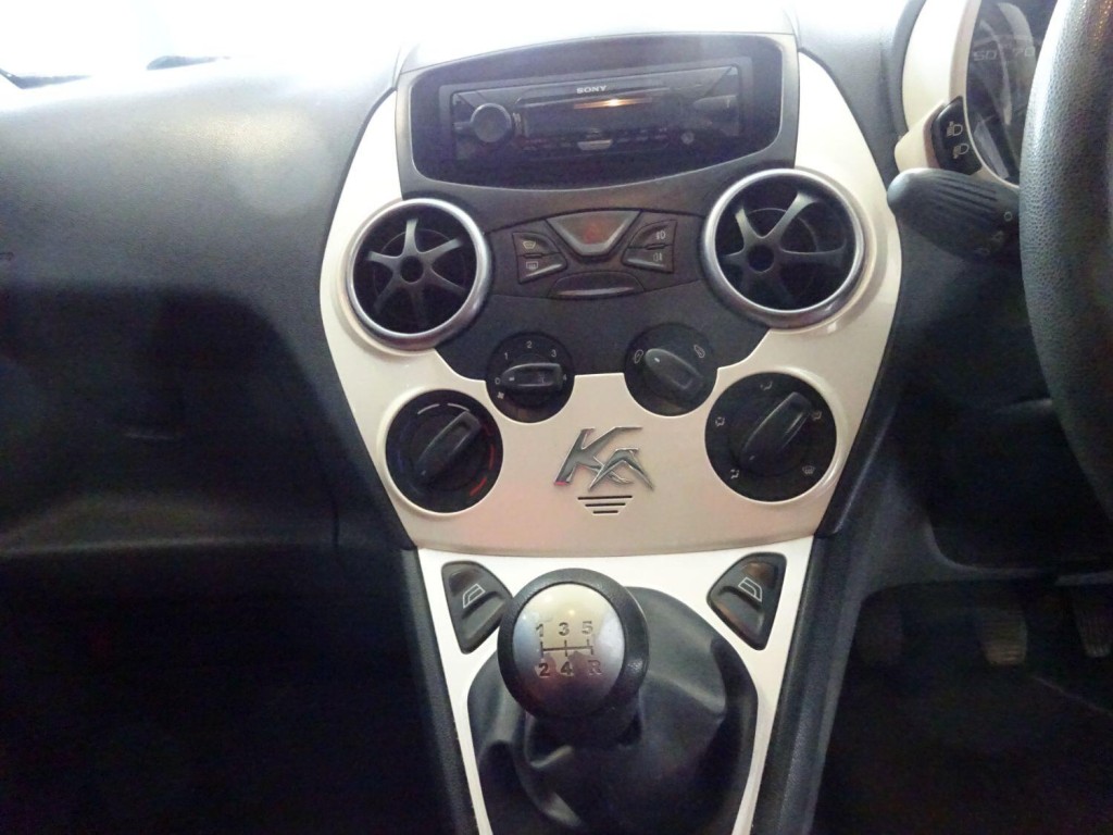 FORD KA