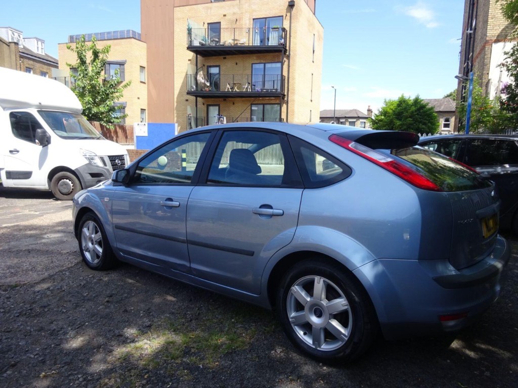 FORD FOCUS