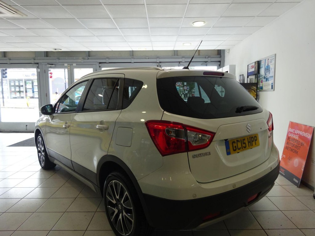 SUZUKI SX4 S-CROSS