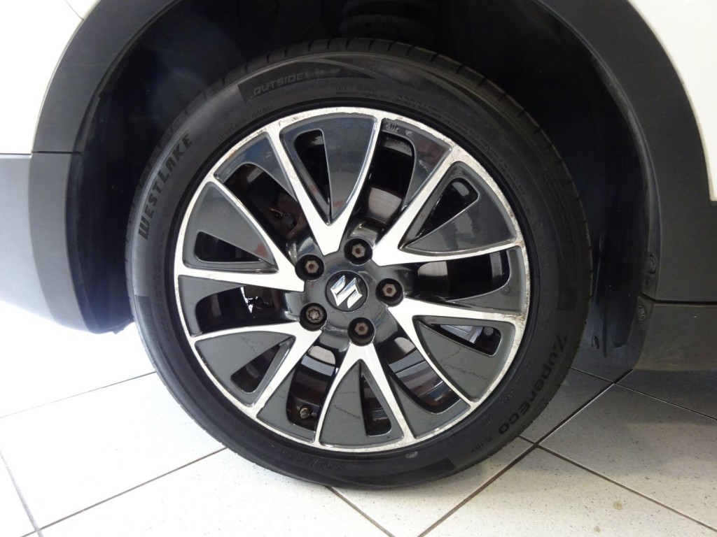 SUZUKI SX4 S-CROSS