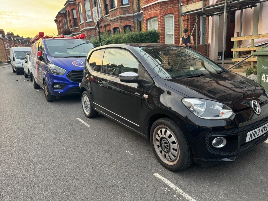 View VOLKSWAGEN UP 1.0 up! Black
