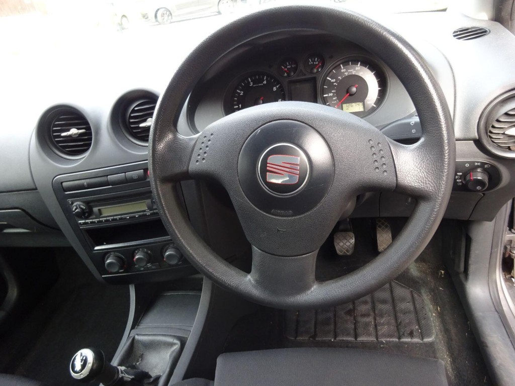 SEAT IBIZA