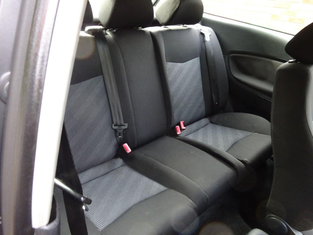 SEAT IBIZA