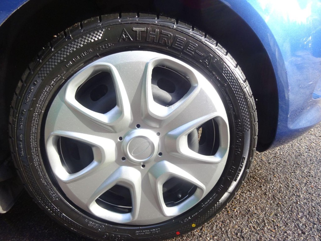 FORD FIESTA