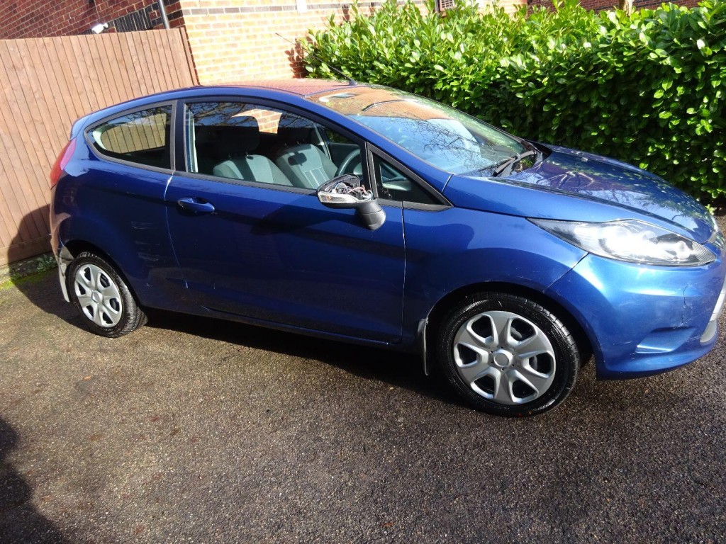 View FORD FIESTA 1.25 Edge