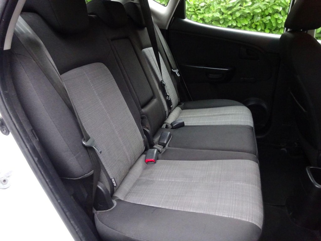 KIA VENGA