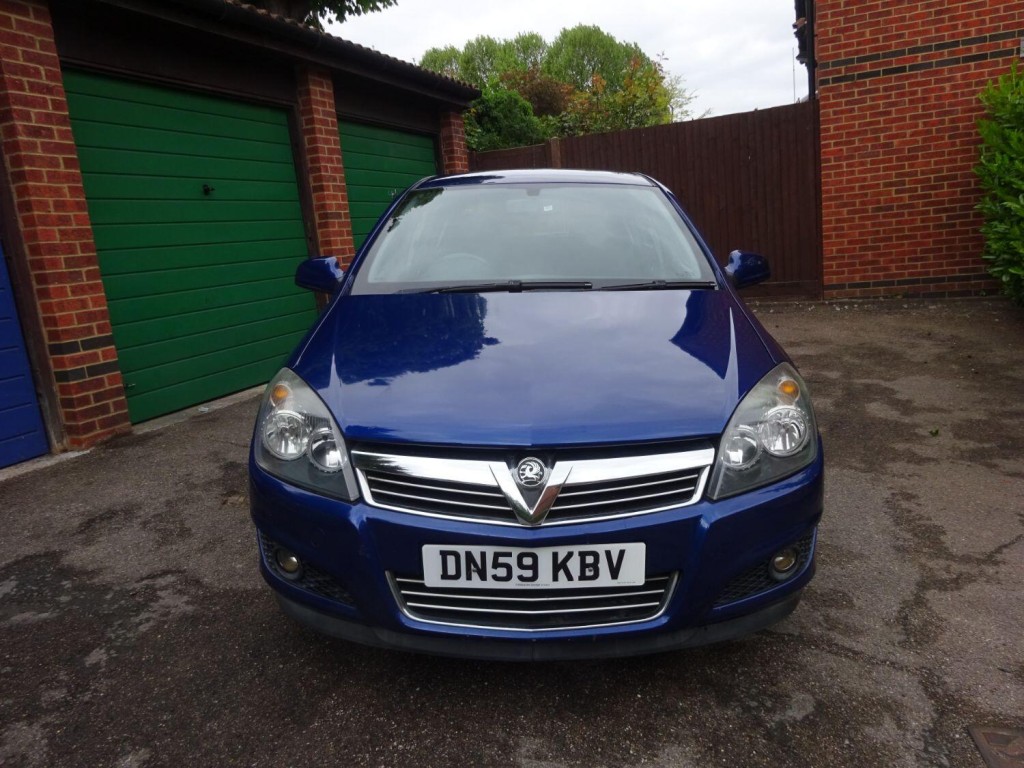 View VAUXHALL ASTRA 1.6 i 16v SXi