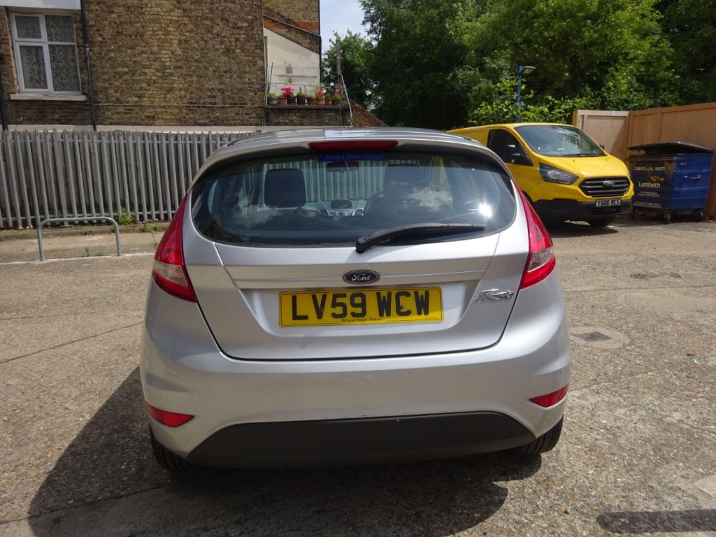 FORD FIESTA