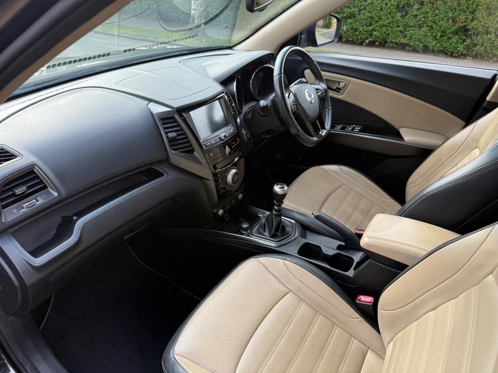 SSANGYONG TIVOLI