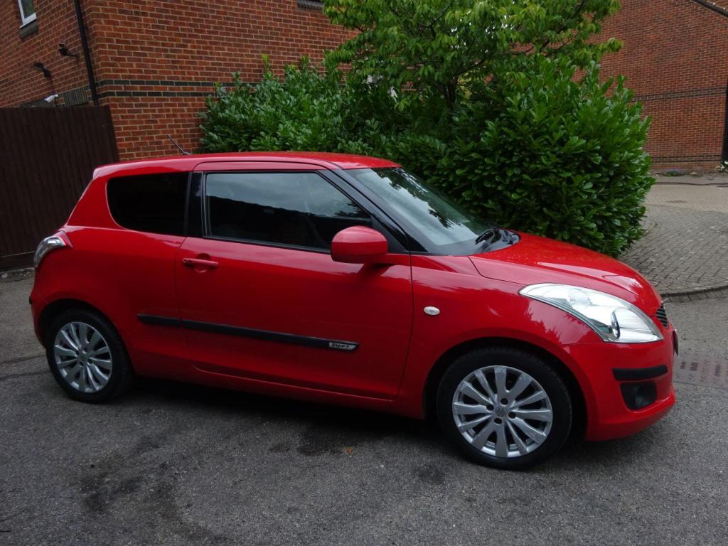 SUZUKI SWIFT