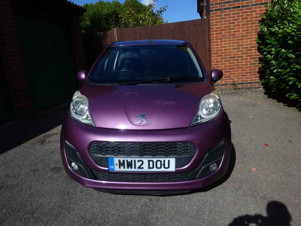 View PEUGEOT 107 1.0 12V Allure