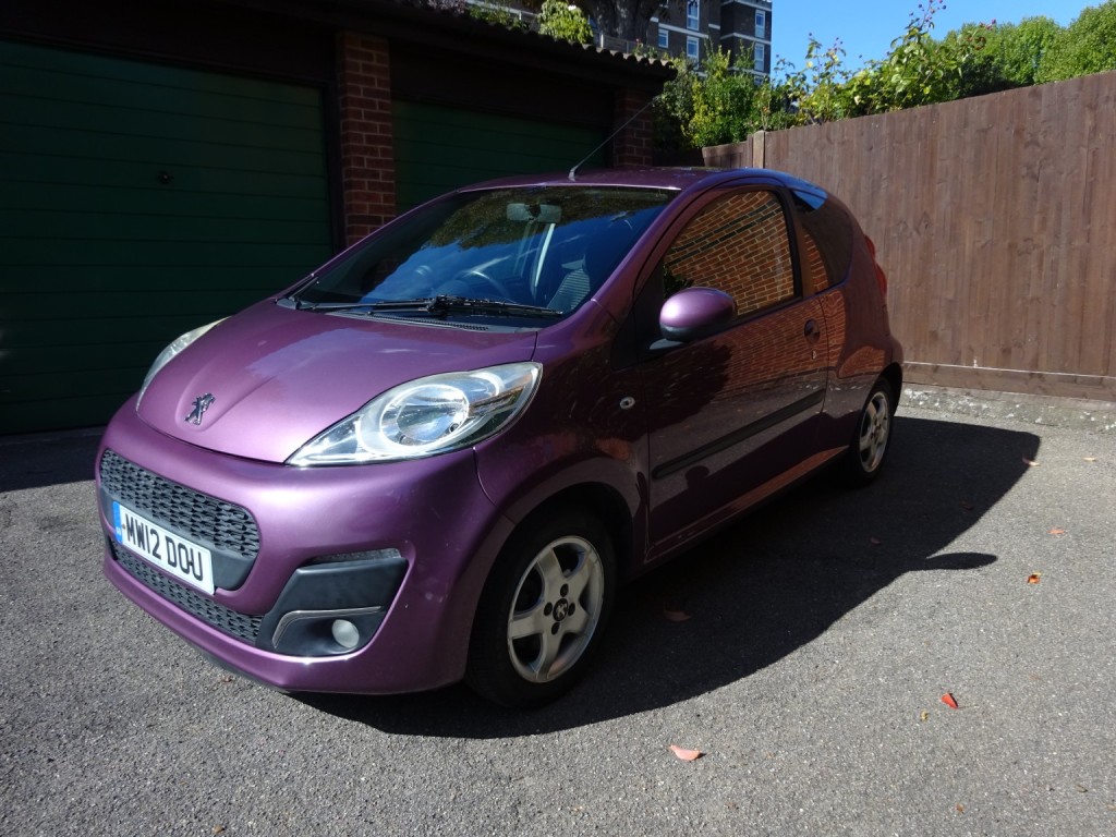 View PEUGEOT 107 1.0 12V Allure