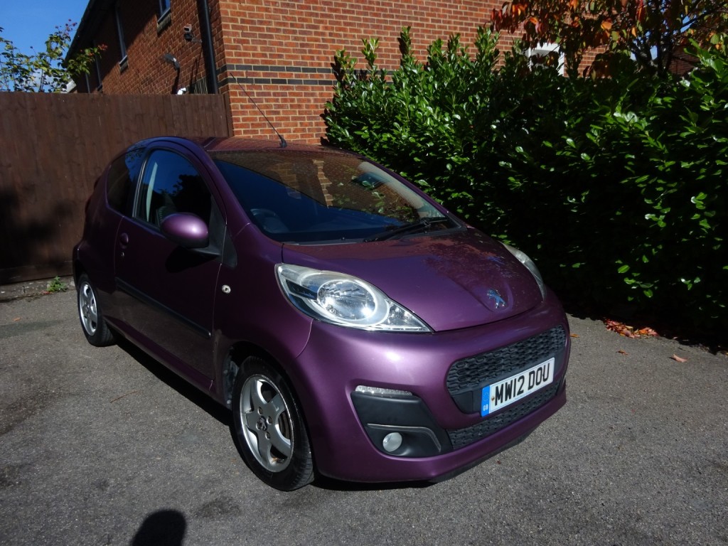 View PEUGEOT 107 1.0 12V Allure