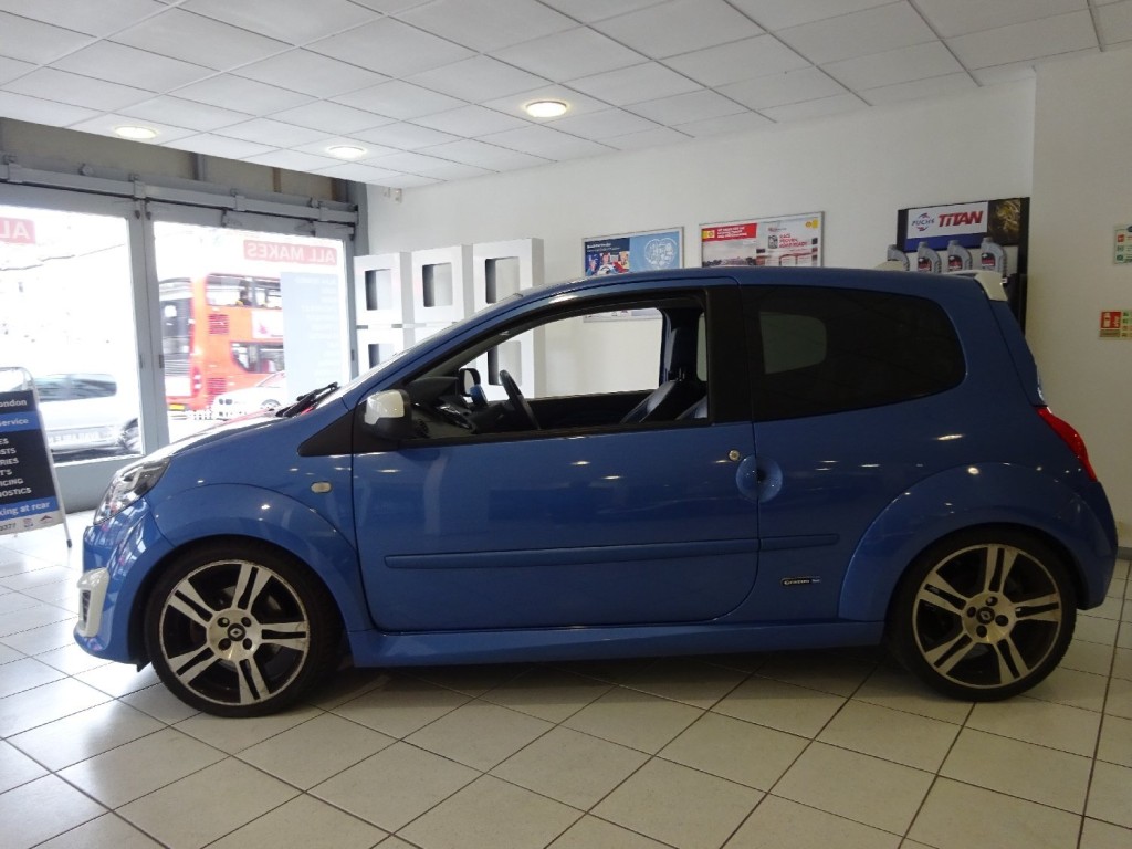 RENAULT TWINGO