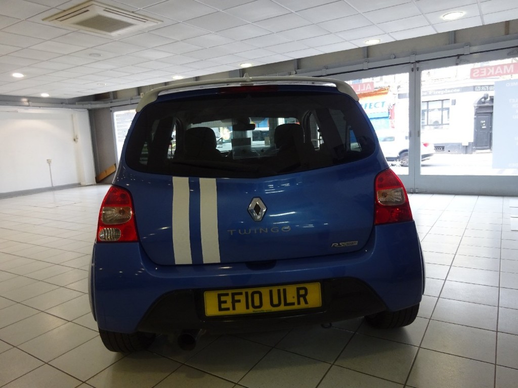 RENAULT TWINGO