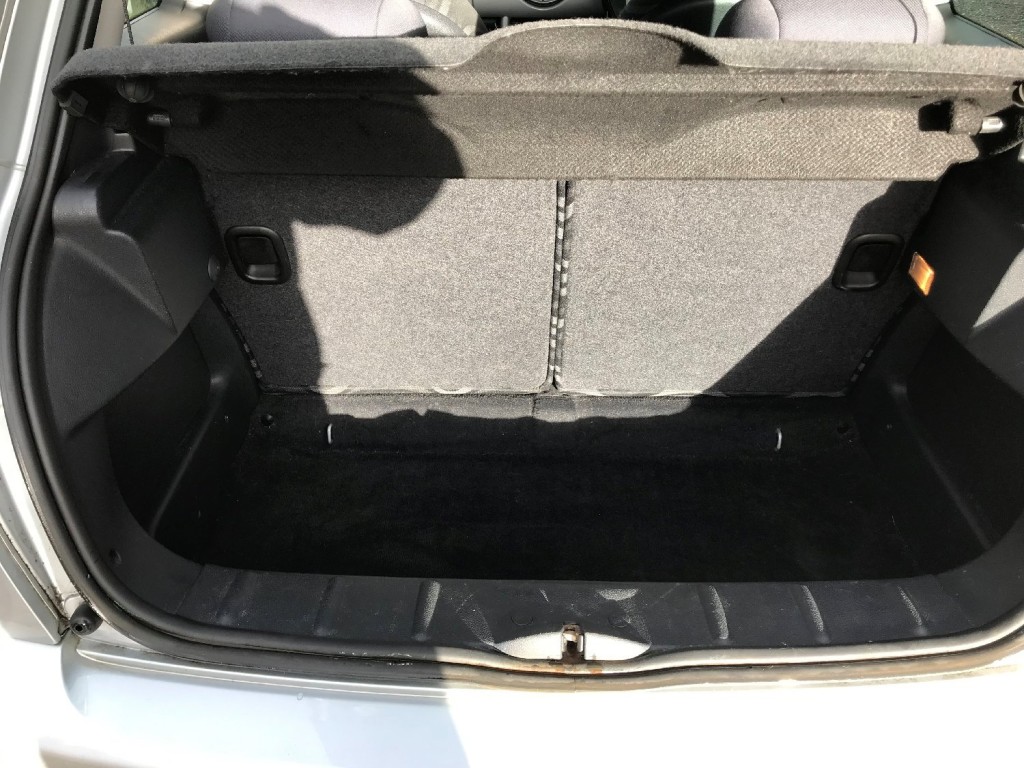 MINI HATCH ONE