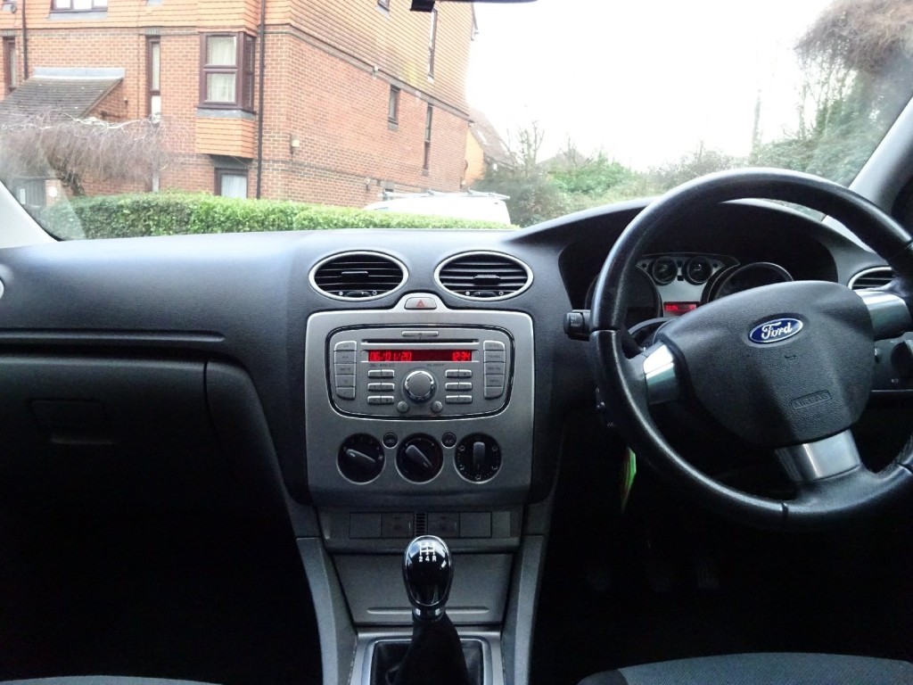 FORD FOCUS