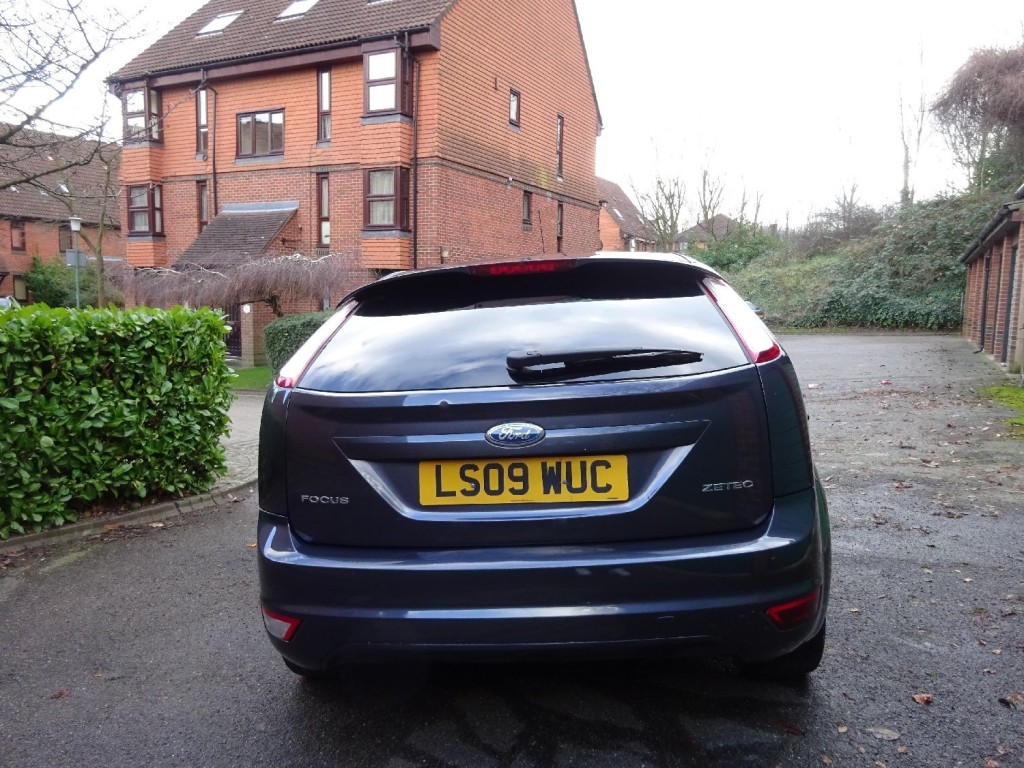 FORD FOCUS